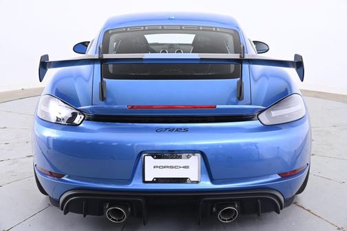 2024 Porsche 718 Cayman GT4 RS