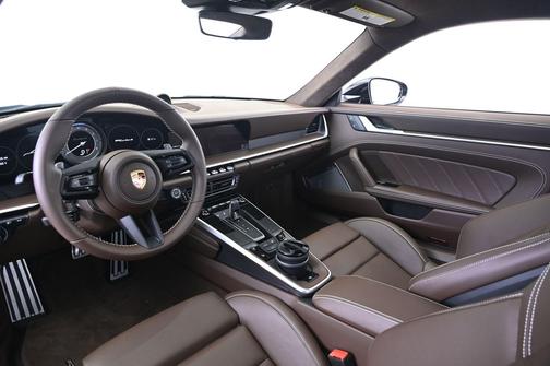 2025 Porsche 911 Turbo