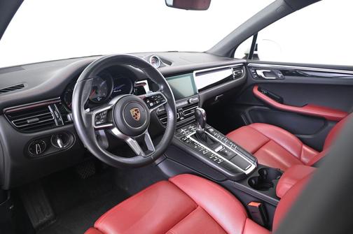 2019 Porsche Macan S