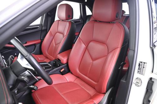 2019 Porsche Macan S