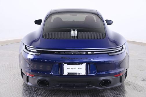 2023 Porsche 911 Carrera GTS