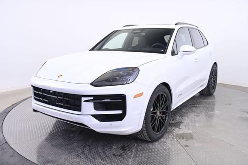 2026 Porsche Cayenne GTS