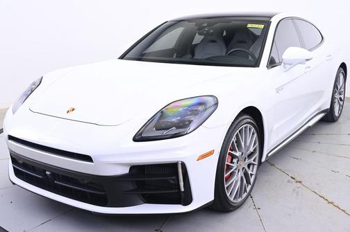 2025 Porsche Panamera 4S