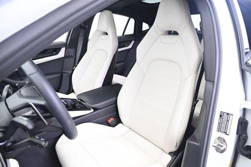 2025 Porsche Panamera 4S