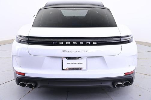 2025 Porsche Panamera 4S