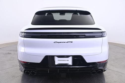 2026 Porsche Cayenne GTS