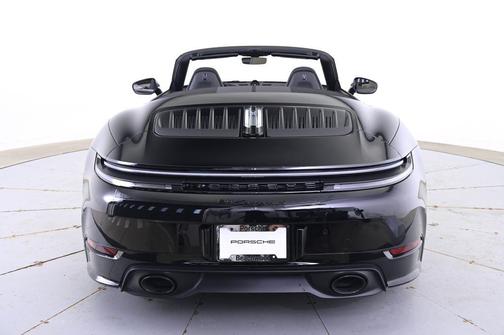2025 Porsche 911 Carrera S