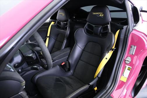 2023 Porsche 718 Cayman GT4 RS