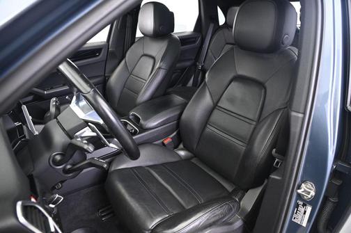 2020 Porsche Cayenne Cayenne
