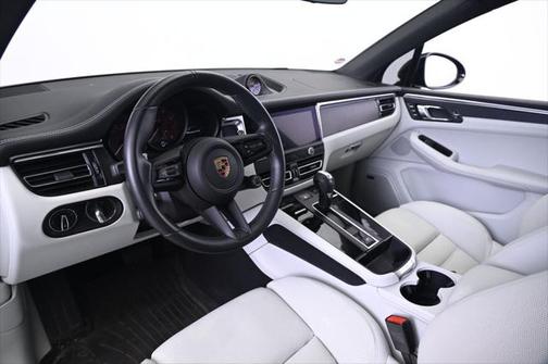 2023 Porsche Macan GTS