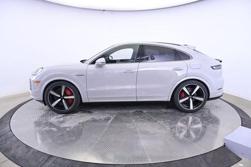 2026 Porsche Cayenne Cayenne Turbo E-Hybrid