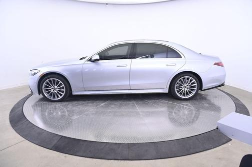 Cirrus Silver Metallic 2023 Mercedes-Benz S-Class 4MATIC