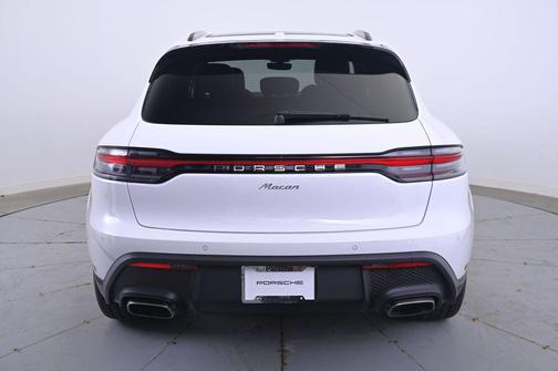 2025 Porsche Macan 