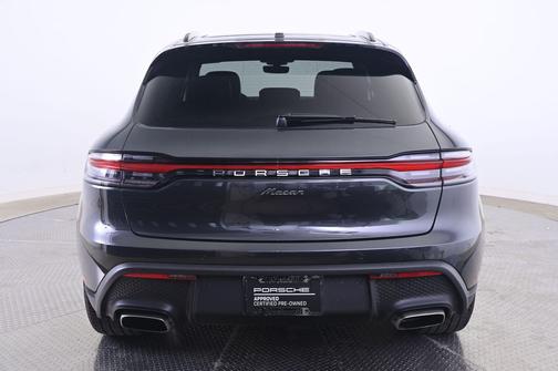 Volcano Grey Metallic 2025 Porsche Macan Macan