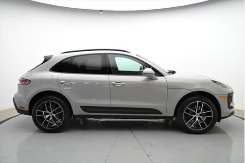 2024 Porsche Macan Base