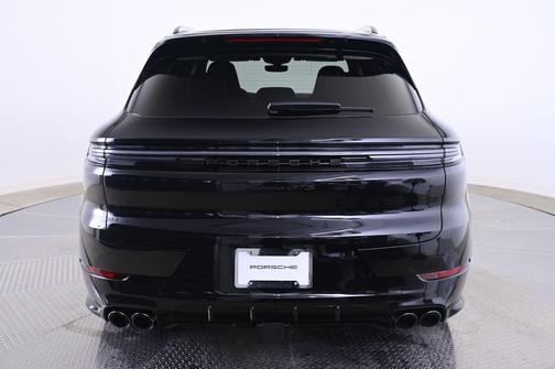 2026 Porsche Cayenne GTS