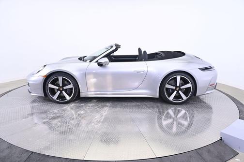 2026 Porsche 911 Carrera