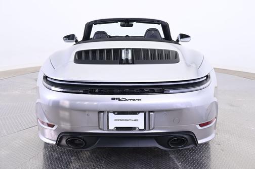 2026 Porsche 911 Carrera