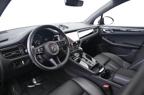 2024 Porsche Macan 