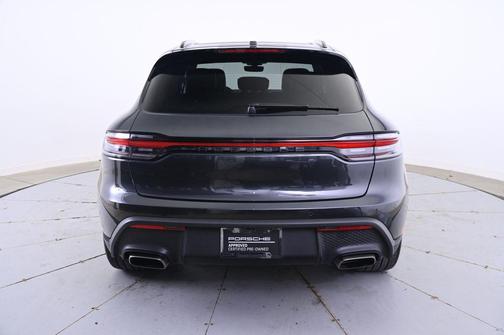 2024 Porsche Macan 