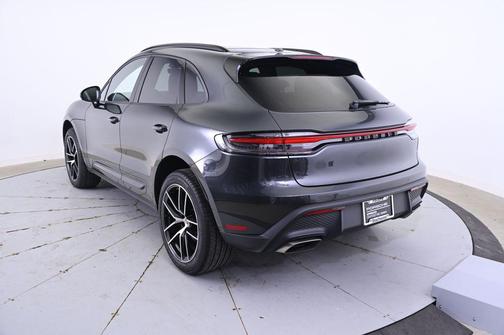 2024 Porsche Macan 
