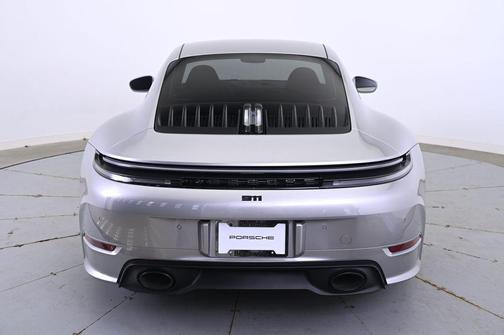 2025 Porsche 911 Carrera