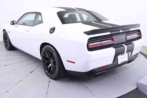 2015 Dodge Challenger SRT Hellcat