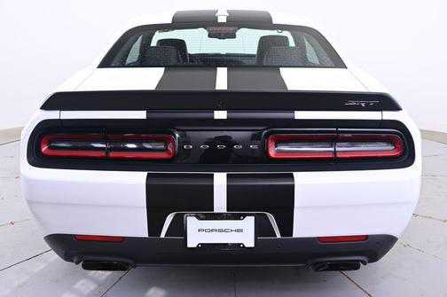 2015 Dodge Challenger SRT Hellcat