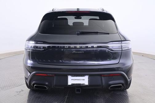 Volcano Grey Metallic 2024 Porsche Macan Macan