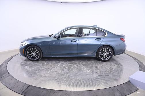 2019 BMW 330 xDrive
