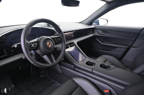 2026 Porsche Taycan 