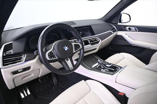 2021 BMW X5 M50i