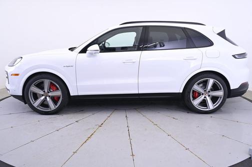 2026 Porsche Cayenne S