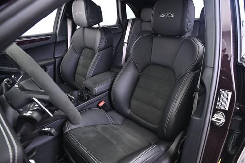 2026 Porsche Macan GTS