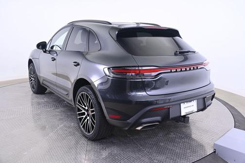 2026 Porsche Macan 