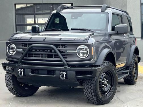 2022 Ford Bronco Base 4x4 2dr SUV
