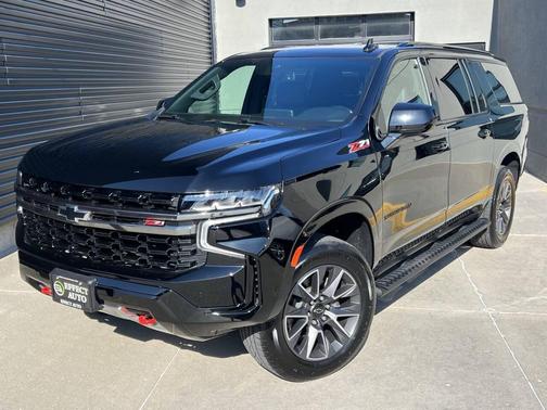 2022 Chevrolet Suburban Z71 4x4 4dr SUV