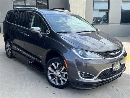 2019 Chrysler Pacifica Limited