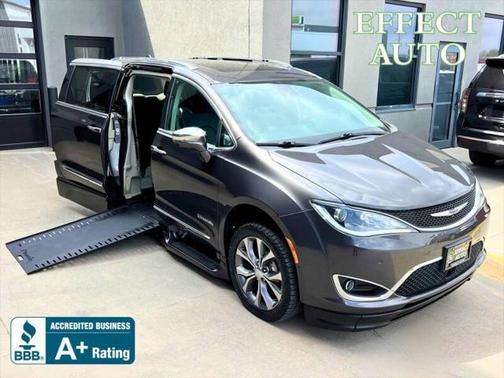 2019 Chrysler Pacifica Limited