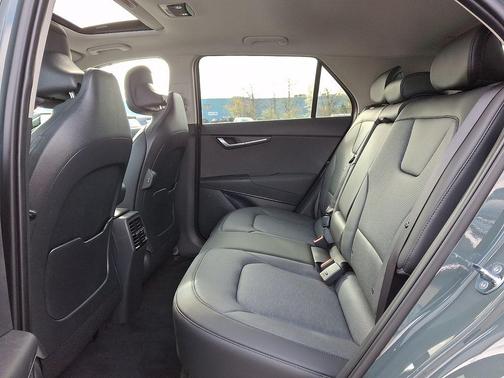 Green 2026 Kia Niro EV Wave