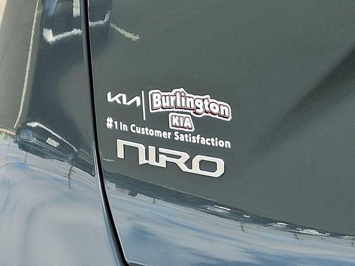 Green 2026 Kia Niro EV Wave