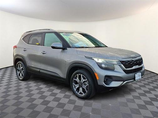 2022 Kia Seltos EX