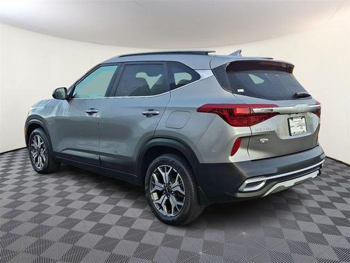 2022 Kia Seltos EX