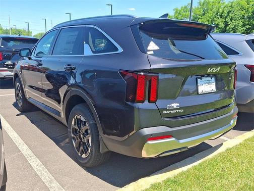 2025 Kia Sorento S