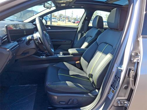2025 Kia K5 GT