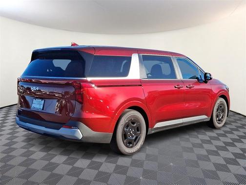 2025 Kia Carnival LXS
