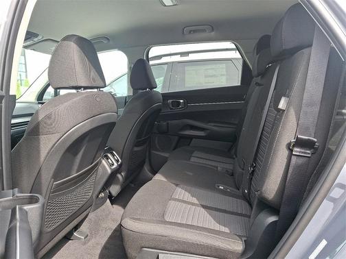 2025 Kia Sorento LX
