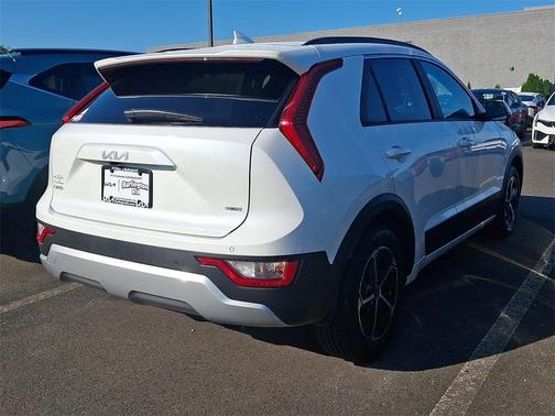 2025 Kia Niro EX