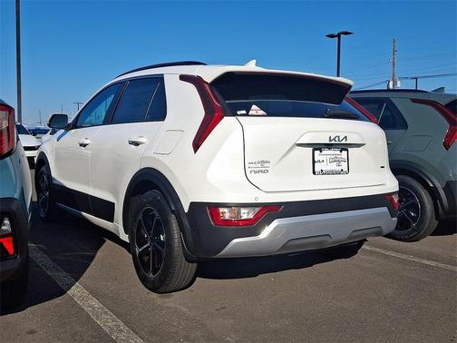 2025 Kia Niro EX
