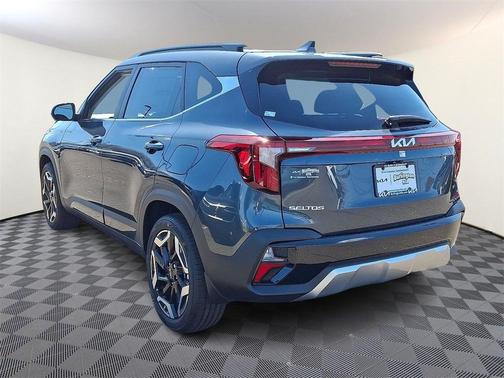 2025 Kia Seltos SX